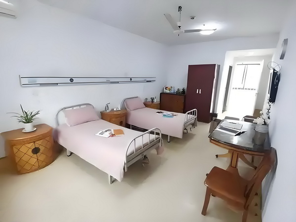 小小穿越女：翻身搞定腹黑帝